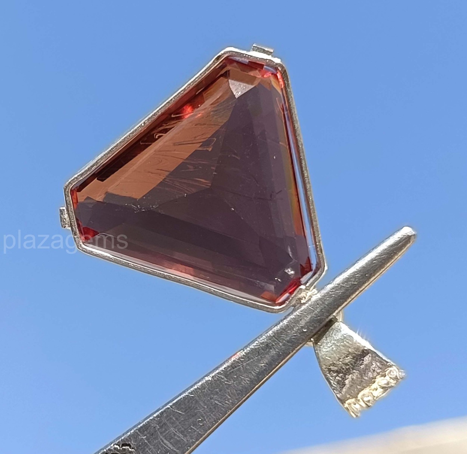 89.70 Ct Color-Change Alexandrite Pendant | Fancy Cut 39x29mm + 925 Chain 5SDR