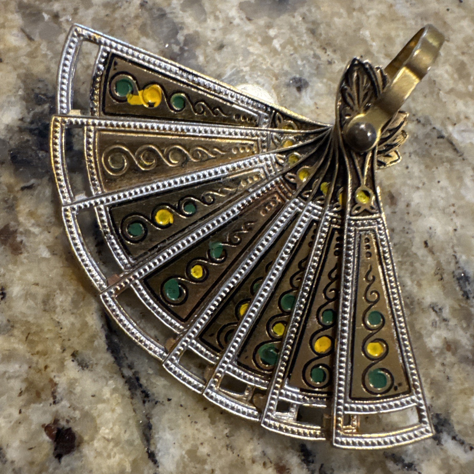 Vintage Expanding Fan Pin/Pendant ~ Gold Tone ~ Enamel