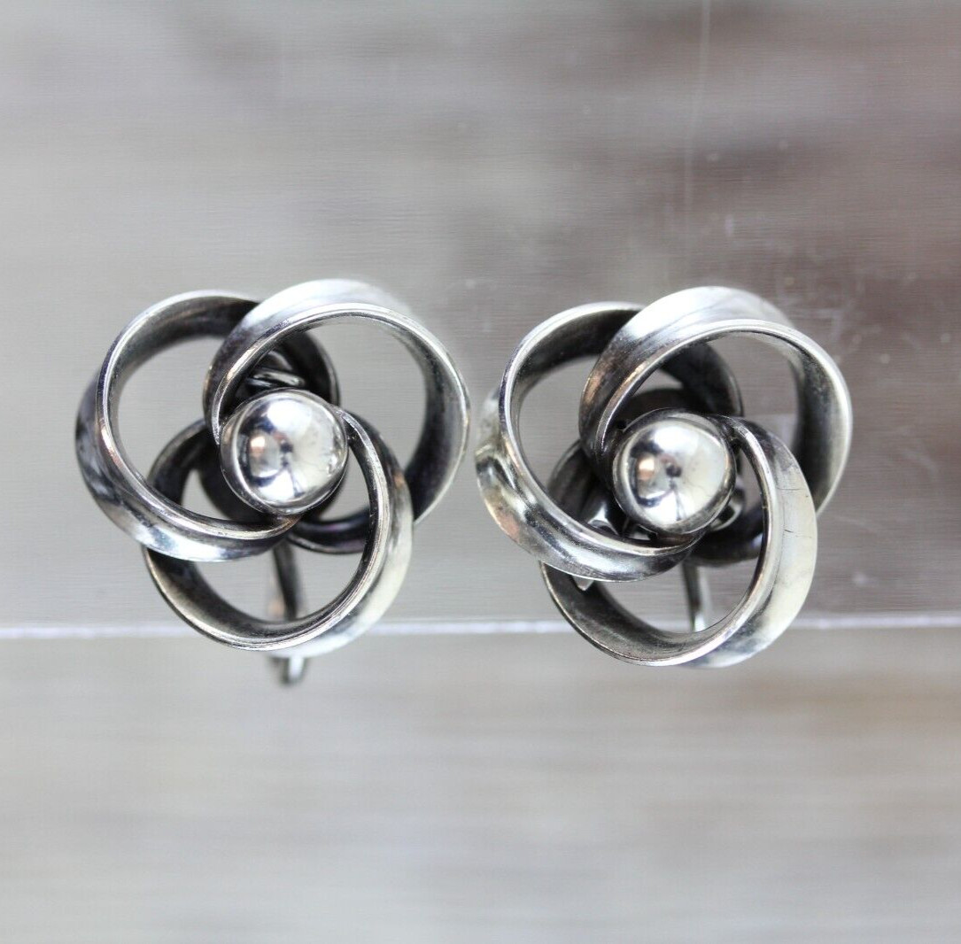 VINTAGE BEAU STERLING SILVER KNOT EARRINGS 925 SCREW BACK DESIGN CLASSIC