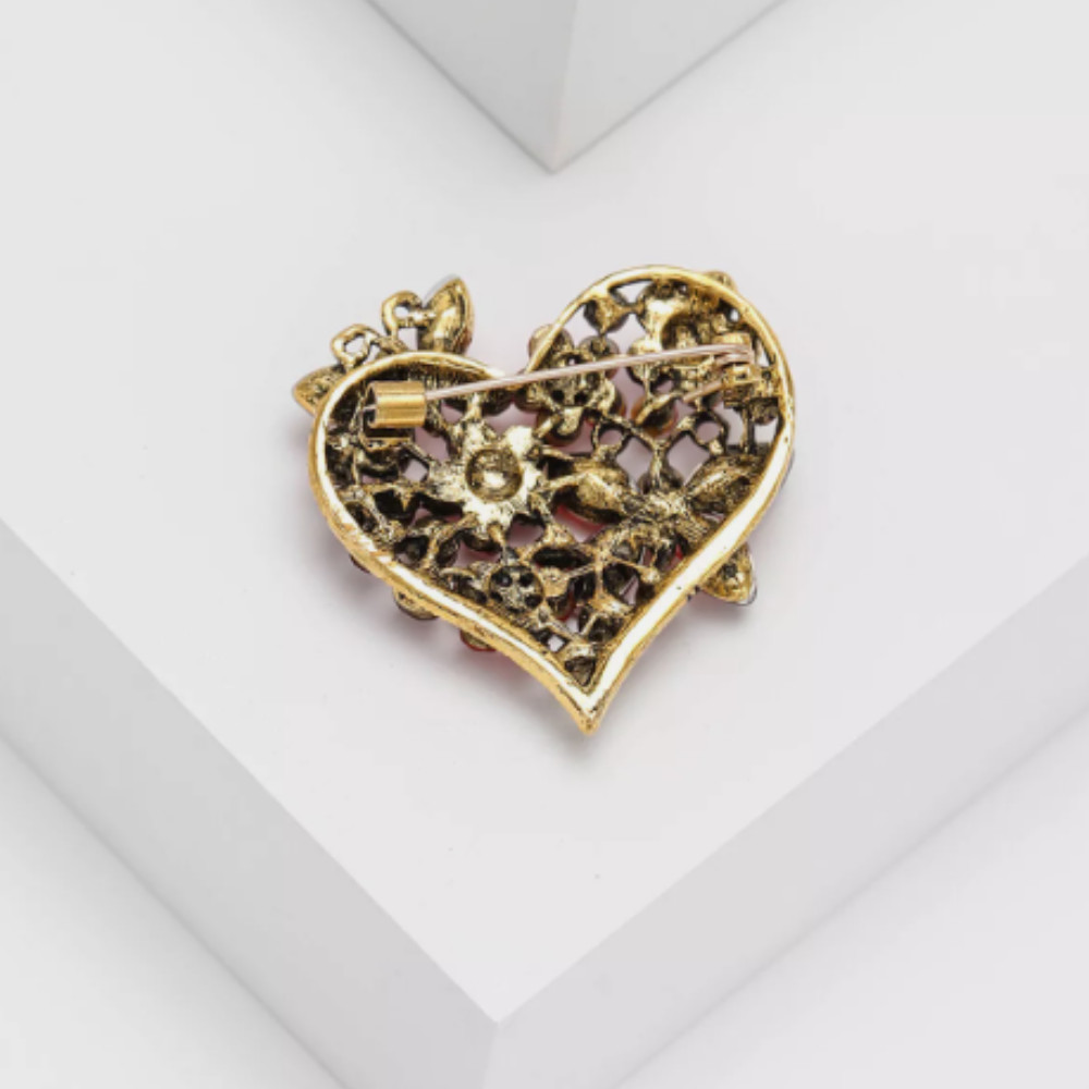 Easter Spring Heart Brooch –Butterfly and Flower Design, Perfect Gift for Spring