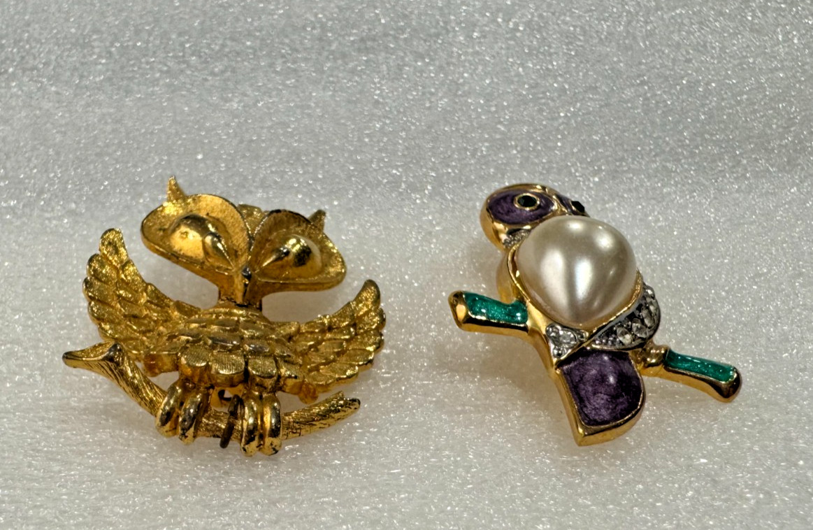 Lot of 4 Vtg Owl Bird Pins Brooches Rhinestones Mixed Metals Articulated Jonette