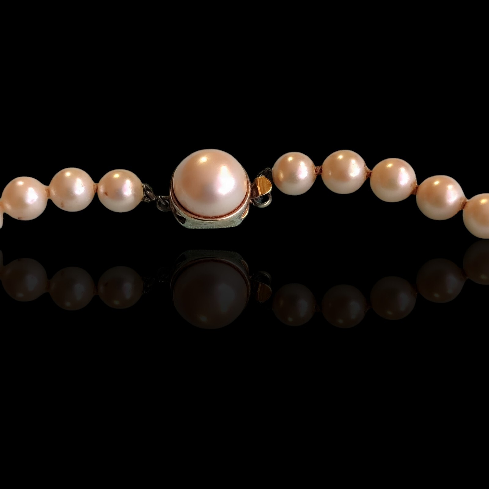 17.5 In Sterling Clasp Faux Glass Pearl Necklace Vintage Single Strand