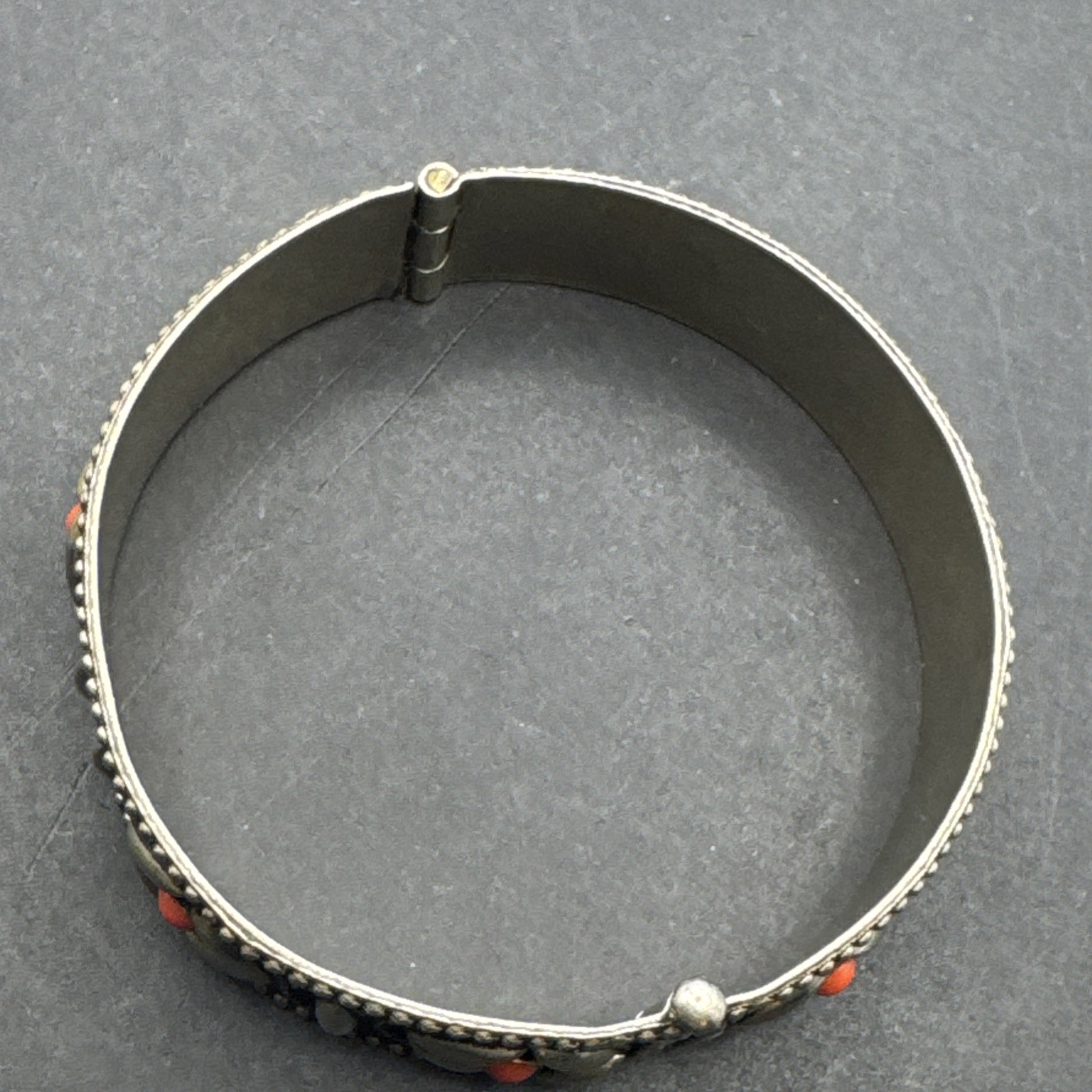 Vintage Silver Toned Hinged Bangle 2.5” Bracelet With Orange Stone 2.5” Opening