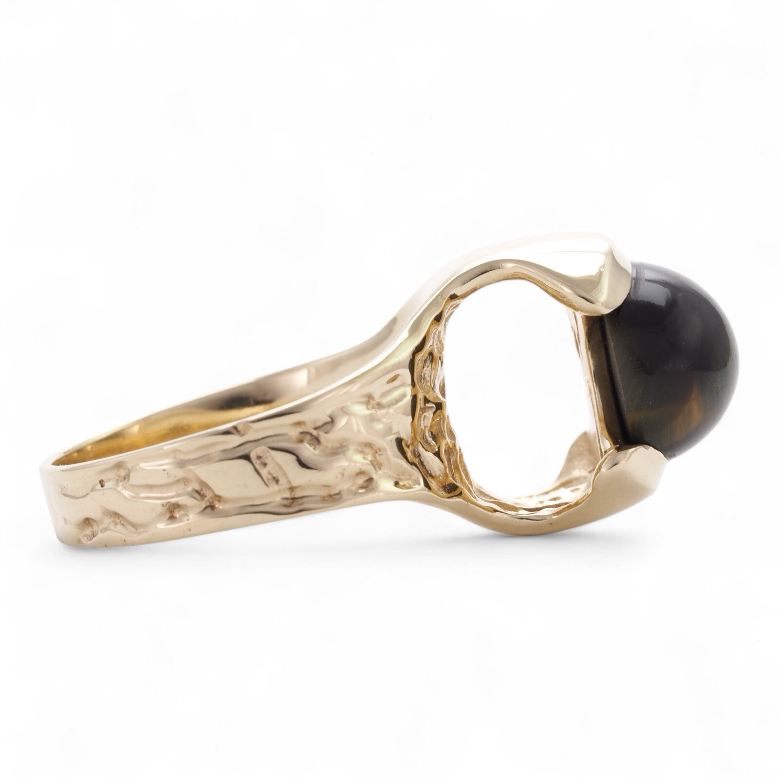 CHATOYANT CABOCHON 1970s 14K Yellow Gold High Set Tiger’s Eye Modernist Ring