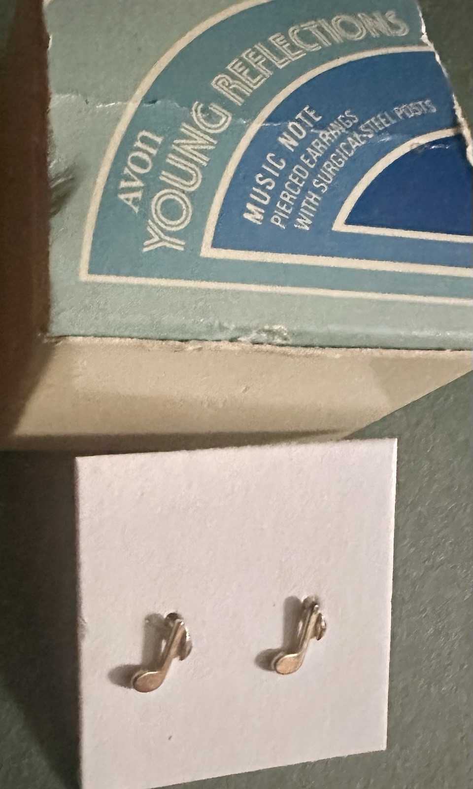 VINTAGE Avon TINY Gold Music Notes Musical Earrings NIB Studs