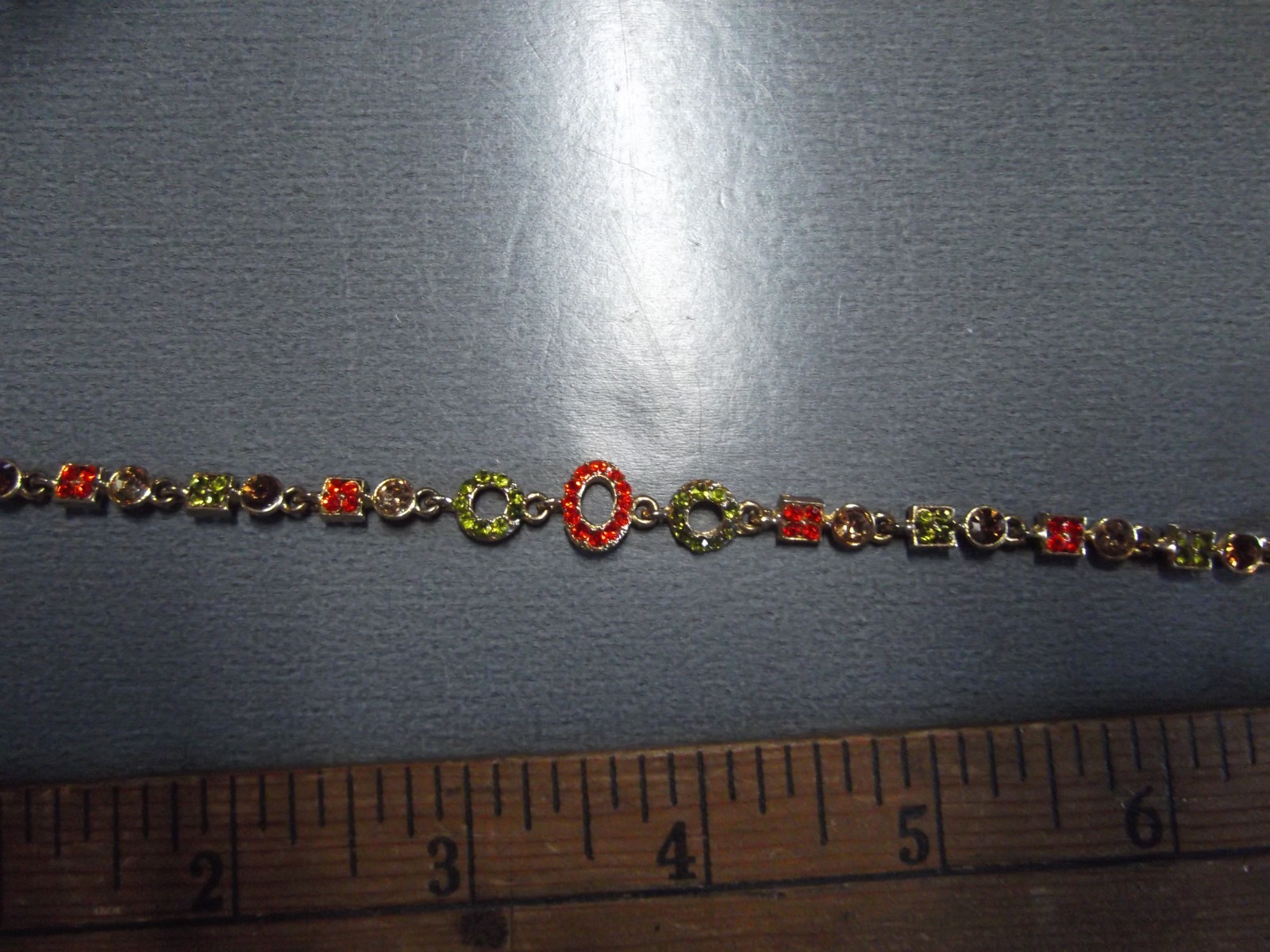 Vtg Costume Jewlery Metal Clasp Gold Tone Multi Colored Glass 7″in Barcelet