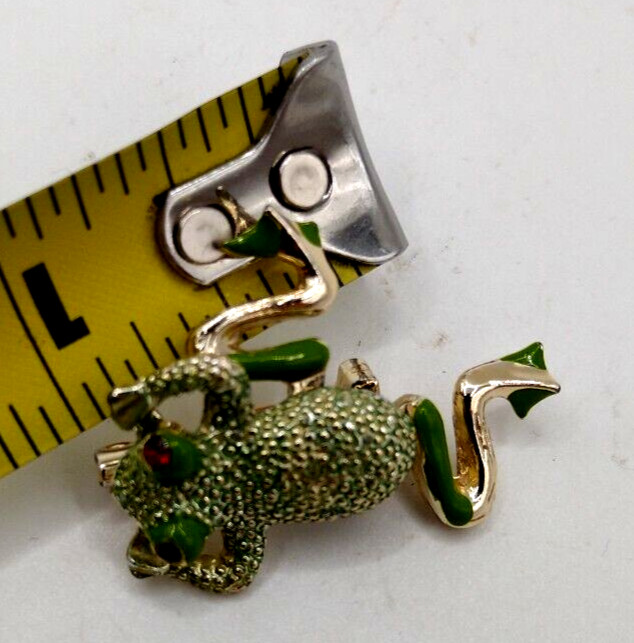 Vintage Frog Pin Brooch Movable Articulated Legs Green Gold Green Enamel Red Eye