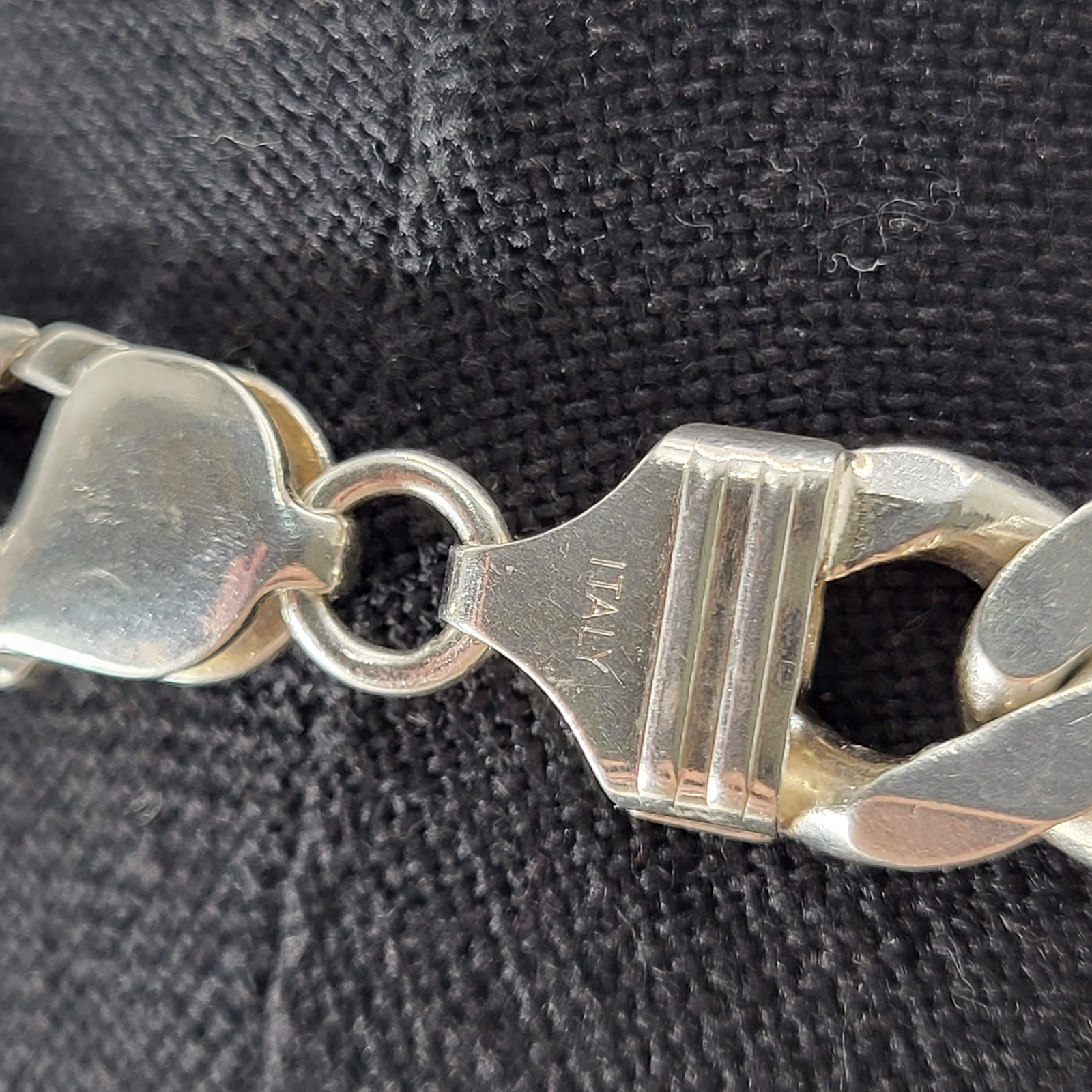 Vintage Italy Figaro Chain Necklace Rhodium Plate 20″ Sterling 89 Grams 11 mm