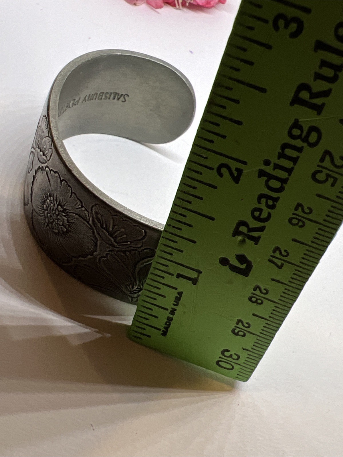 VTG SALISBURY PEWTER AUGUST POPPY FLOWER 1” WIDE CUFF BRACELET