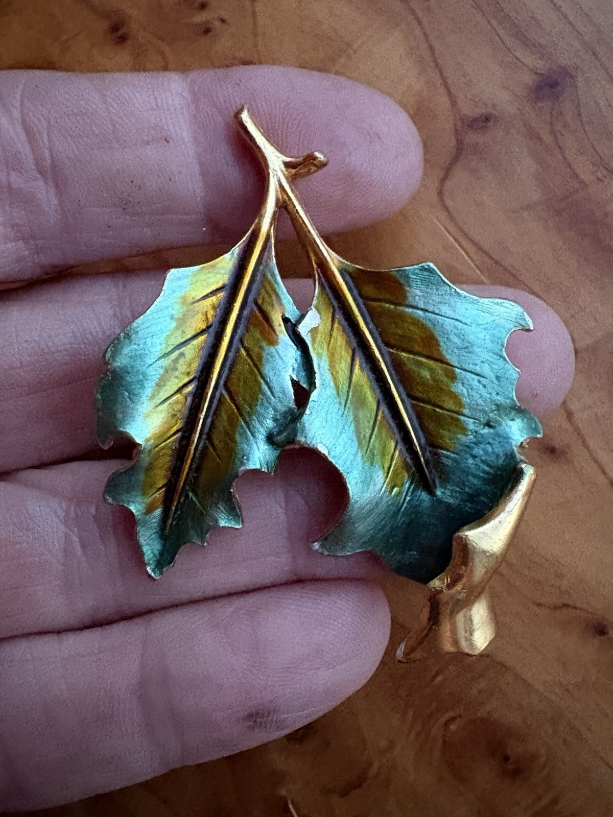 Exquisite Vintage Leaf Brooch Green Enamel Heavy Gold Gilt Finish 2”