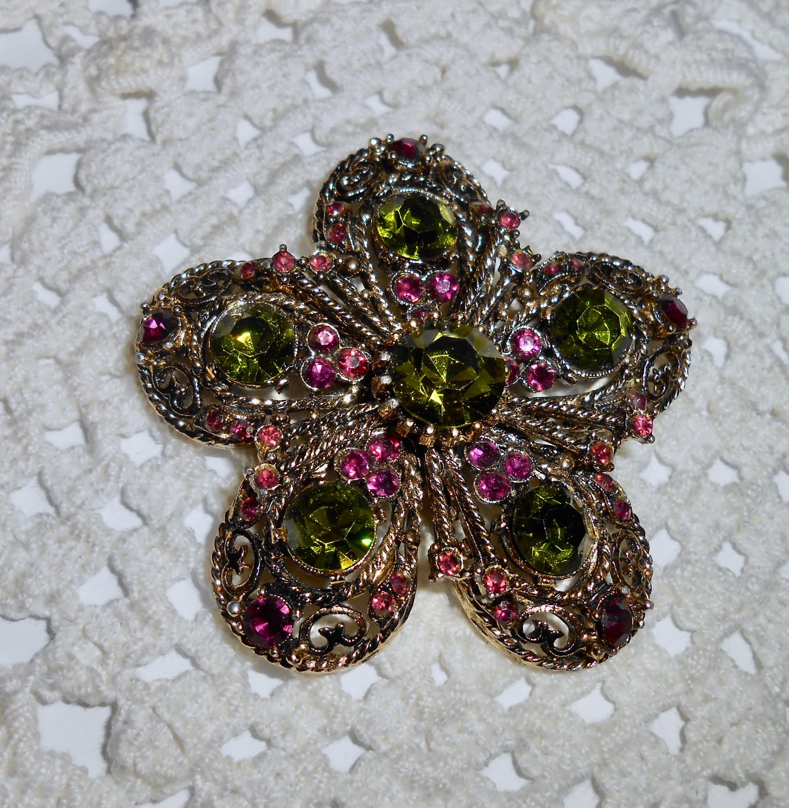 Vintage Peridot Green and Fuchsia Pink Rhinestone Flower Brooch Pin P100