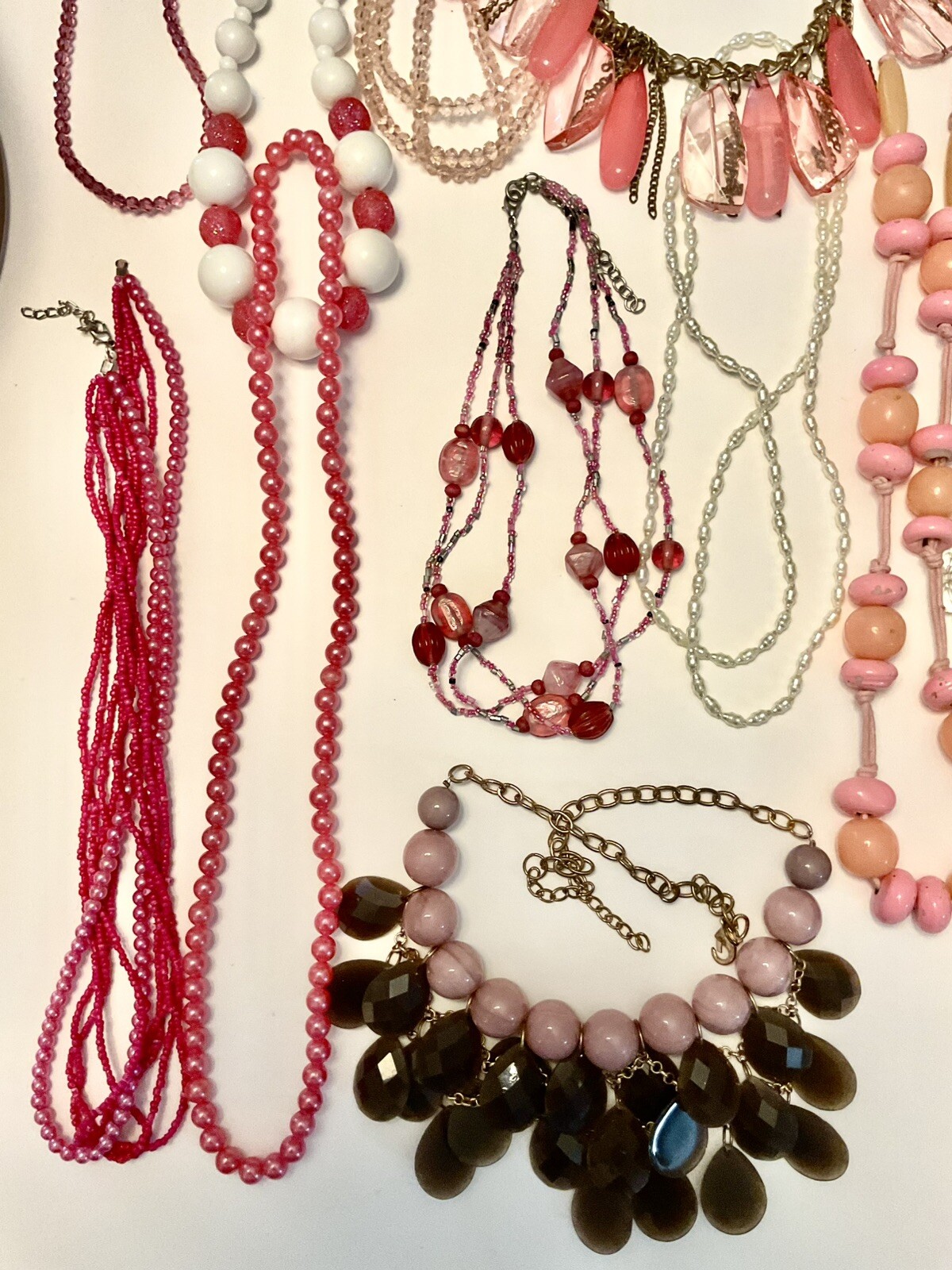 Vintage Lot Of Pink, White, Purple Bead Necklaces Wear Or Craft
