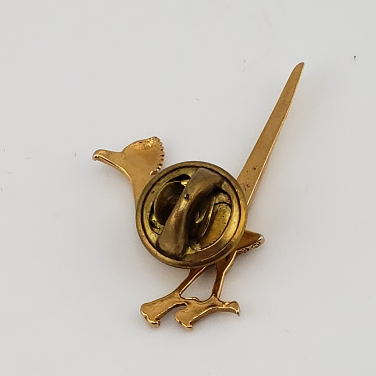Vintage Roadrunner Pin Gold Tone Turquoise Chip Inlay Tie Lapel Boho Southwest