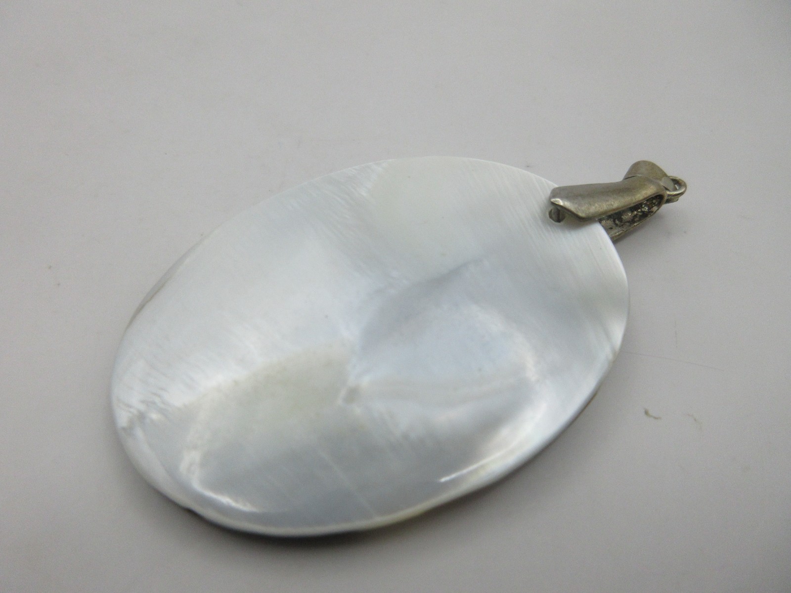 Lot of 2 Artisan Vintage Pendant Necklace MOP Mother of Pearl Abalone Sea Shell