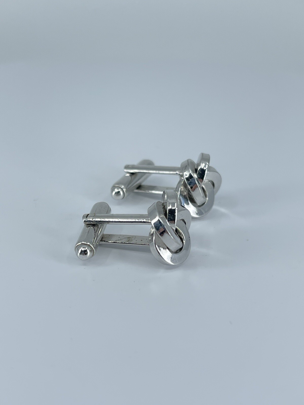 Silver tone Knot cufflinks polished metal knotted design bullet backs 7/8″