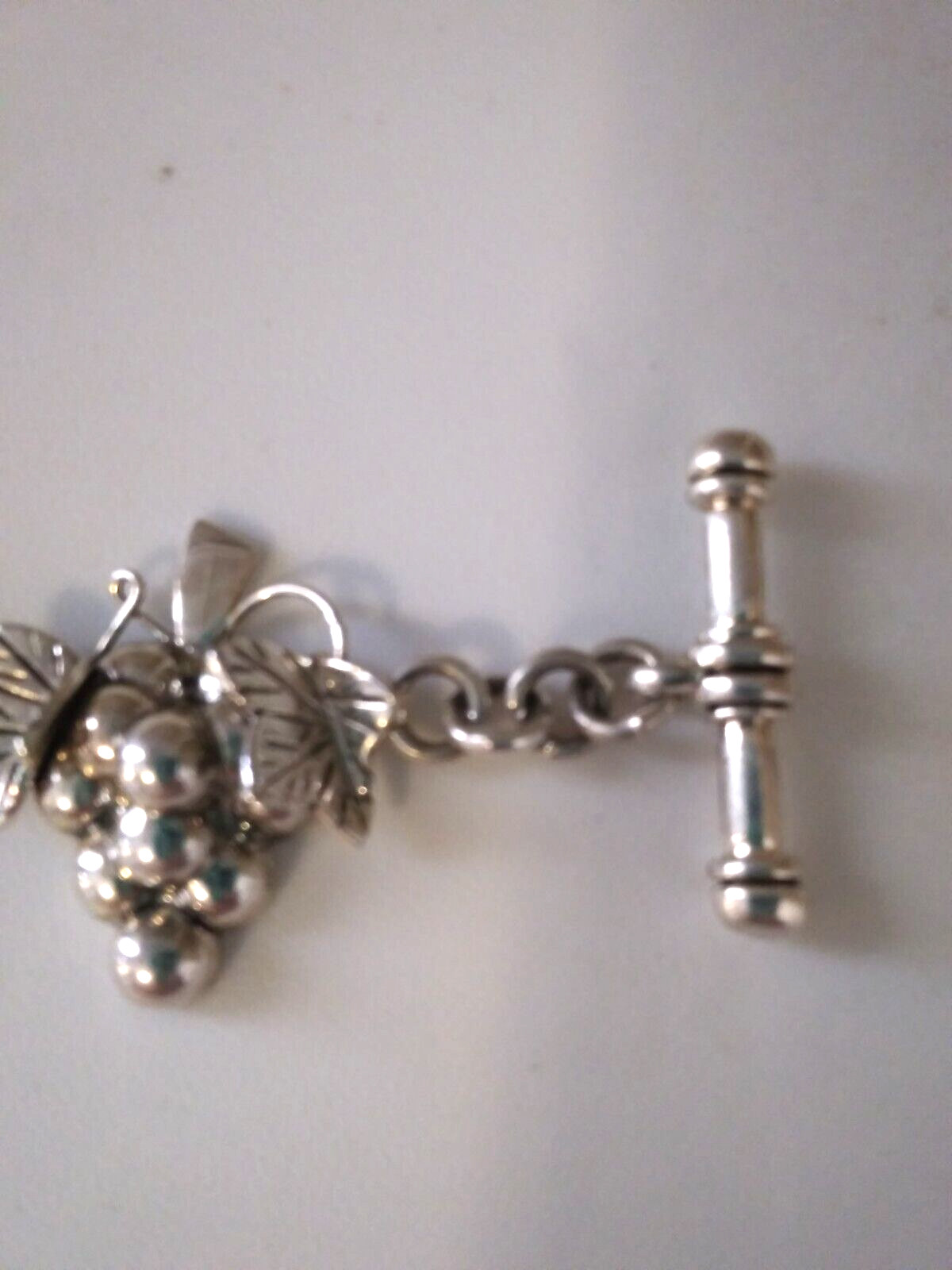 VTG 3D BEST GRAPE CLUSTER SILVER TONE CHUNKY STATEMENTS PIECE WITH TOGGLE CLASP