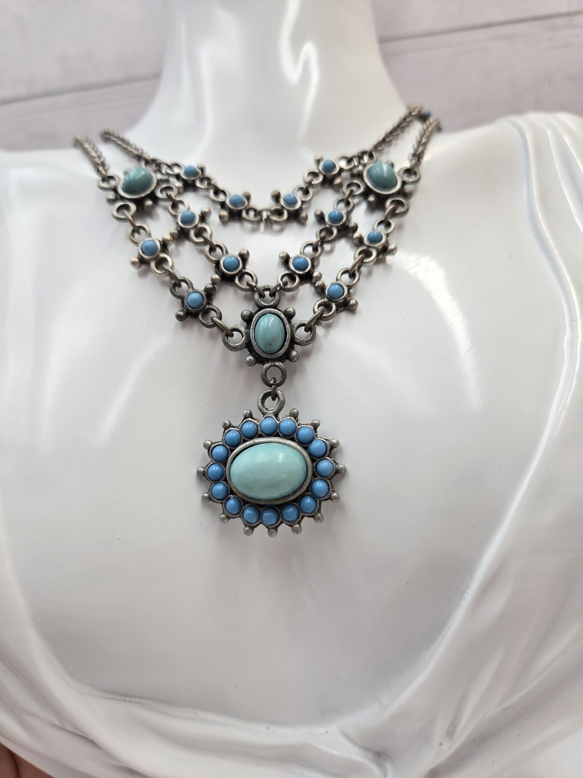 Vintage NR Silver Tone Faux Turquoise Bib Festoon Pendant Necklace festival boho