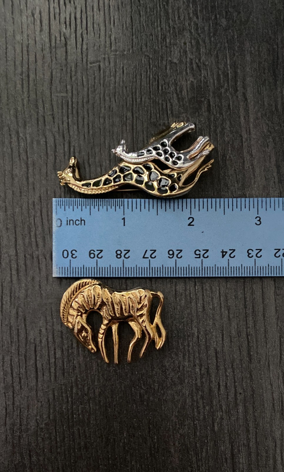 6 Vintage To Modern Safari Animal Brooch Lot Lion-Giraffe-Zebra-Leopard-Elephant