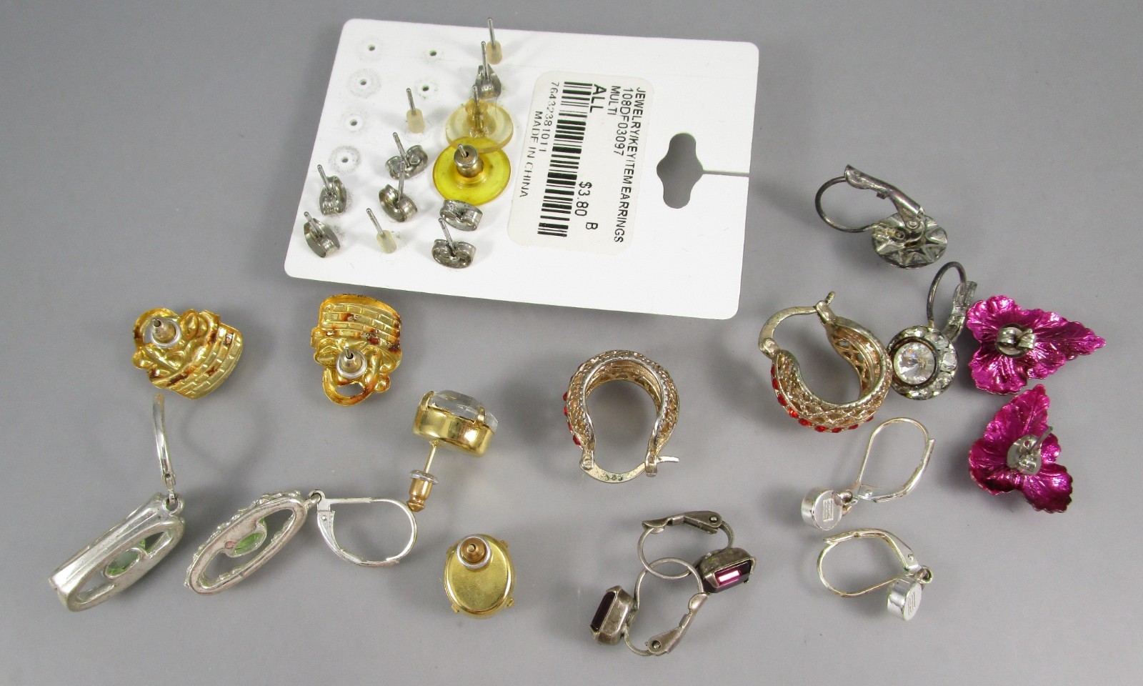 Vtg Mod Retro Multi Color & Styles LOT 13 Post Pierced Earrings 175L