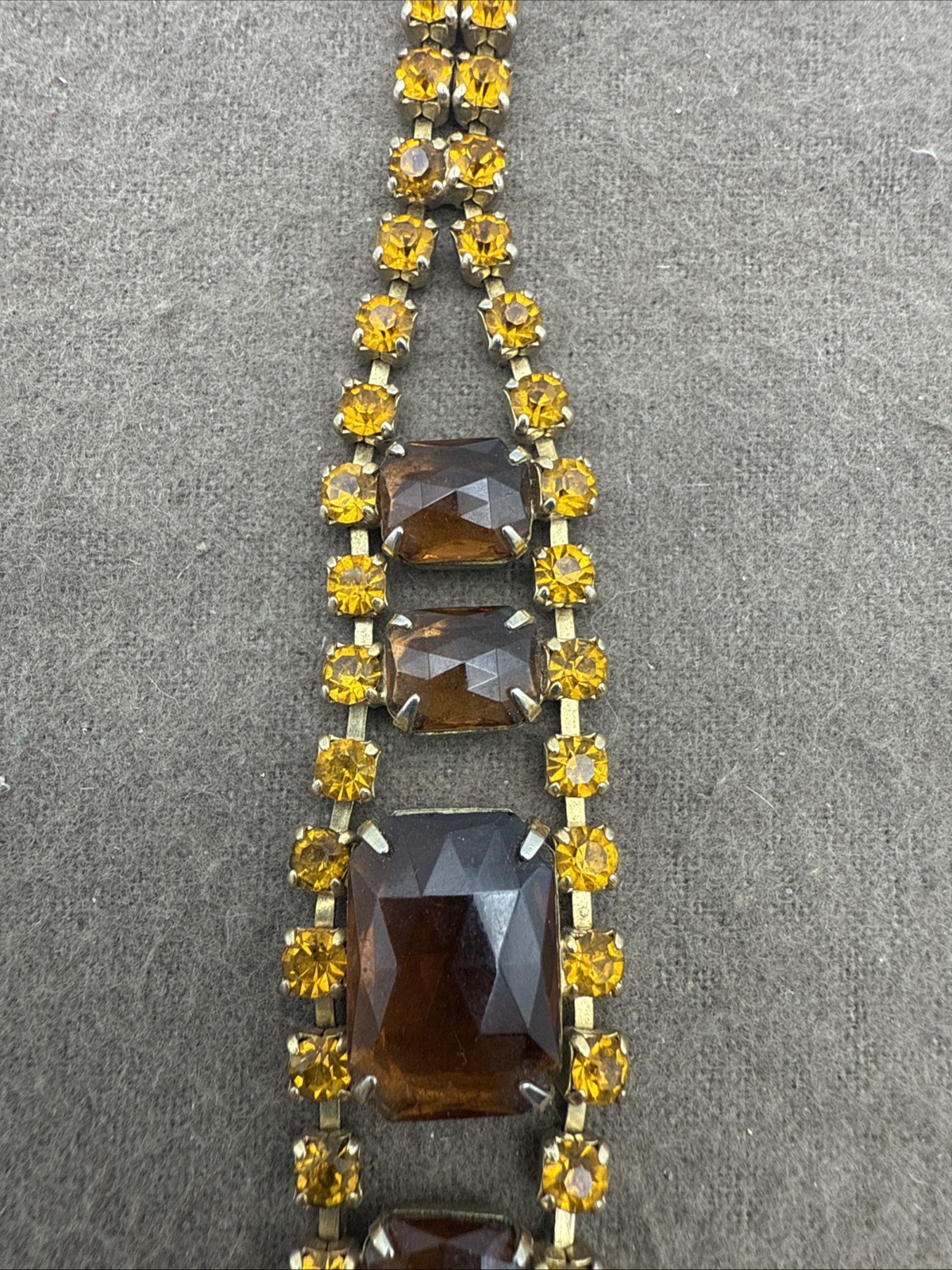 Vintage Honey And Amber Rhinestone 7.5” Bracelet Gold Tone
