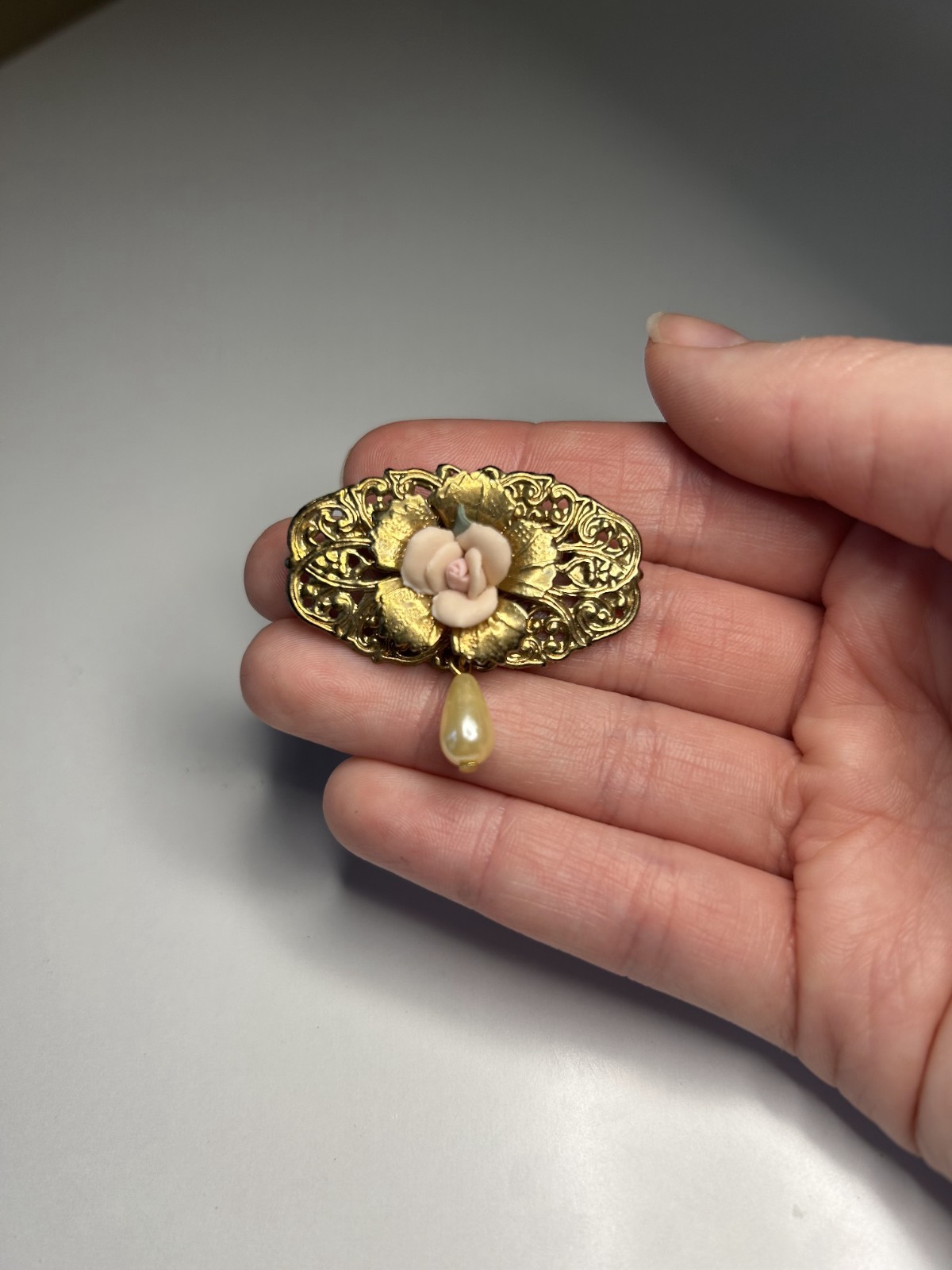 Vintage Brooch Gold Tone Floral Dangle Faux Pearl With Enameled Rose Filigree