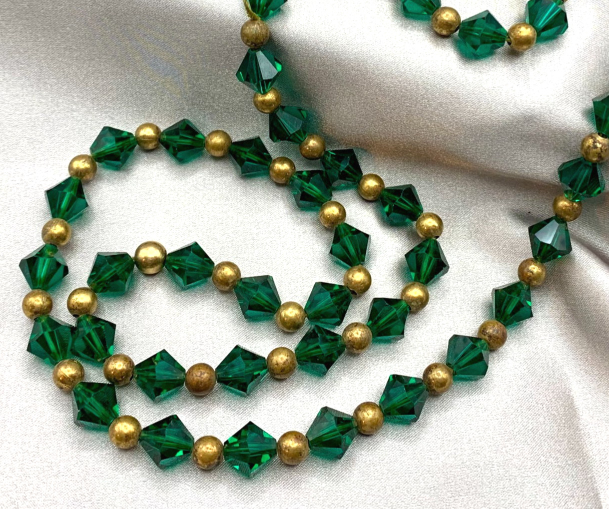 Art Deco Glass Beads Necklace Evergreen Bicone Brass Beads Long 36″ READ