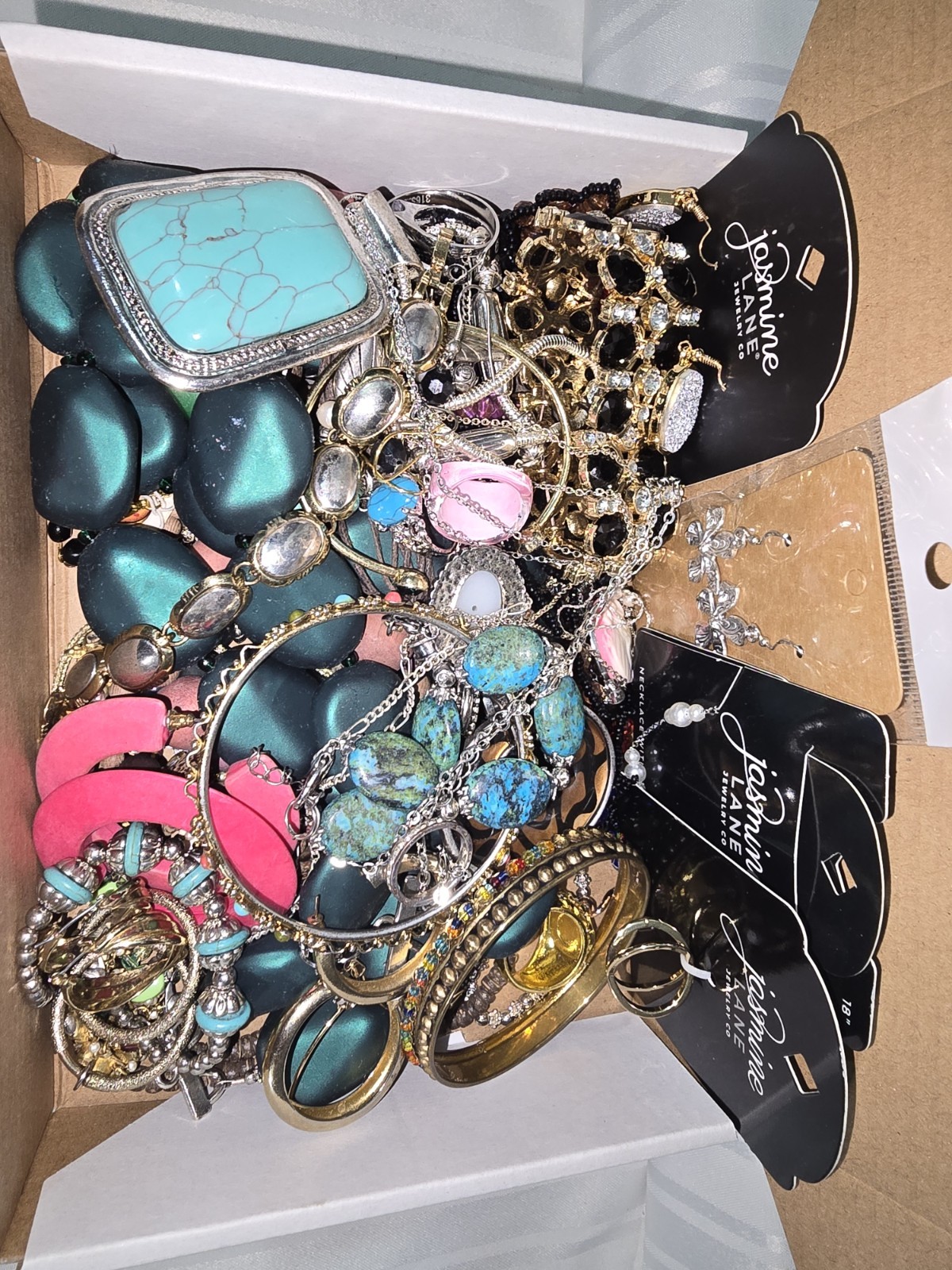 Vintage/Modern All Wear Or Resale Costume Jewelry Lot Weighing 2.2lbs