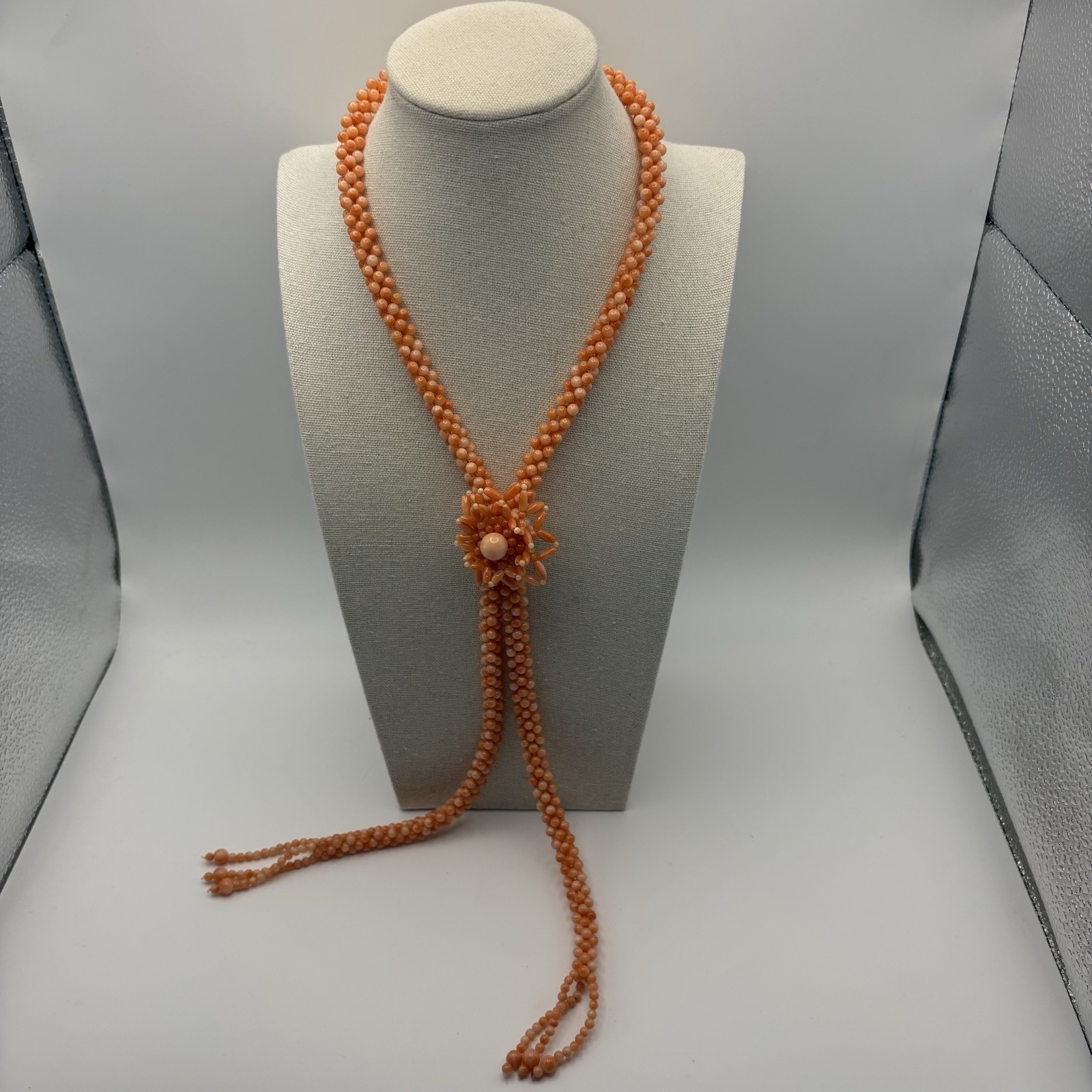 Vintage Salmon Coral Beaded Lariat Necklace: Adjustable Floral Design