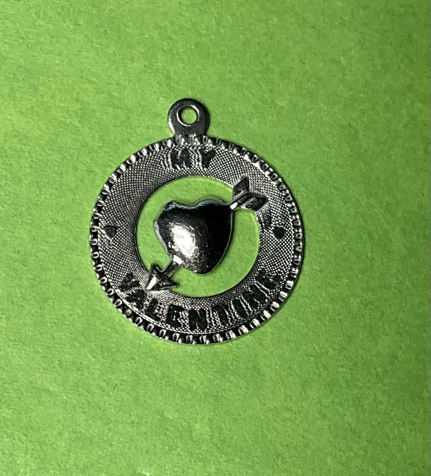 Vintage Sterling Silver “Be My Valentine” Heart Round Bracelet Charm 1.5g