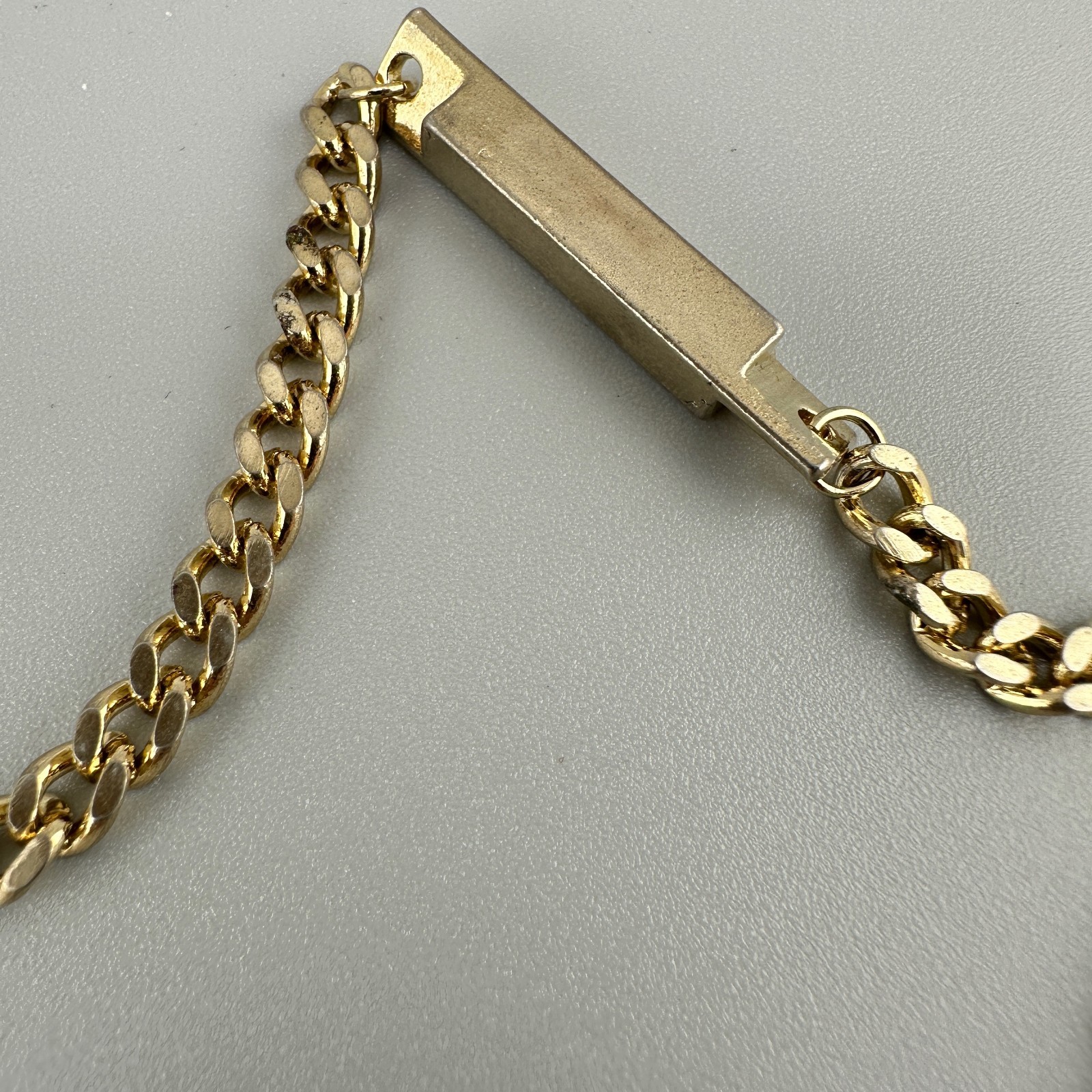 Vintage Chain Necklace Gold Tone Curb Bar Link 18″ Spring Ring Clasp 1990s Y2K