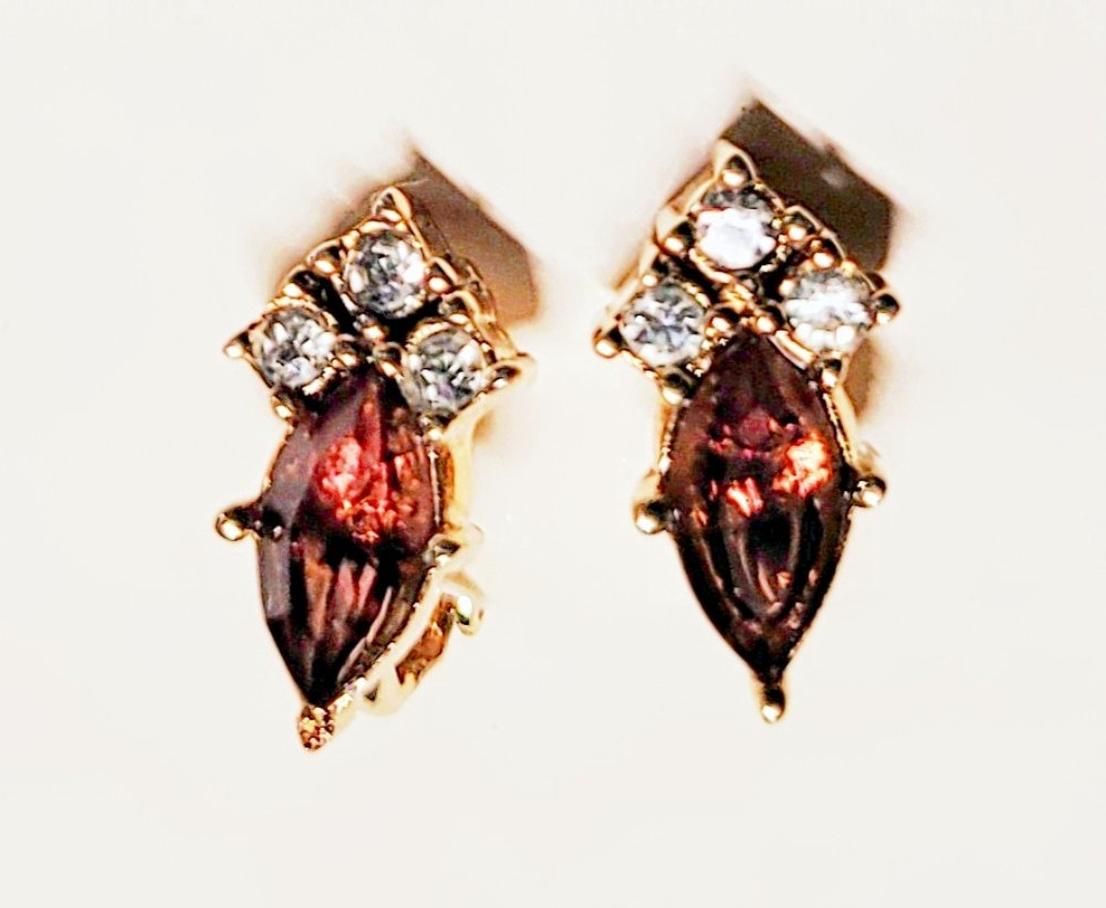 Christian DIOR Crystal Earrings Germany Clip Ons Style Vintage 1/2 Inch Long