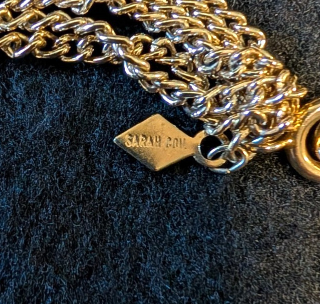 Vintage Women’s Sarah Coventry 36″ Goldtone Multichain Tassle Pendant Necklace
