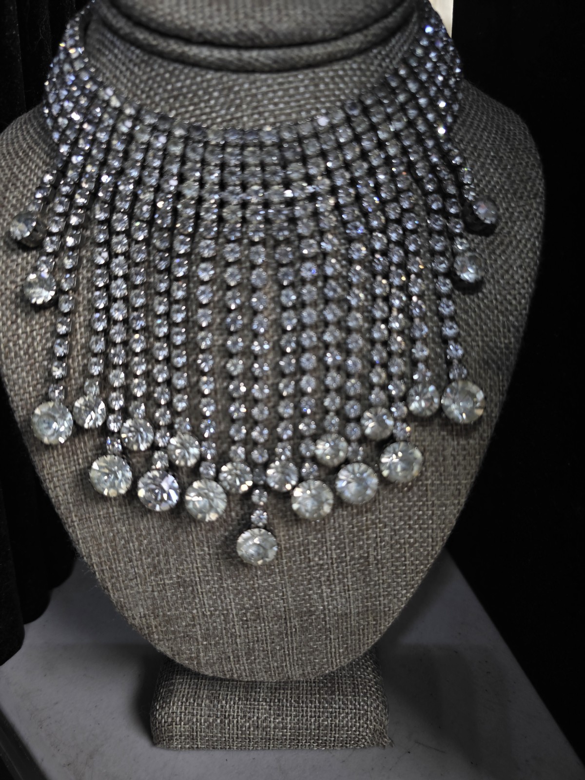 Stunning Vintage Rhinestone Drop Choker 12″ – 16″ Wedding, Vegas, Runway