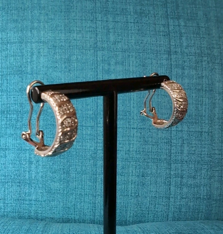 Vintage DBJ 925 Sterling Lab Grown Diamond Omega Half Hoop Earrings