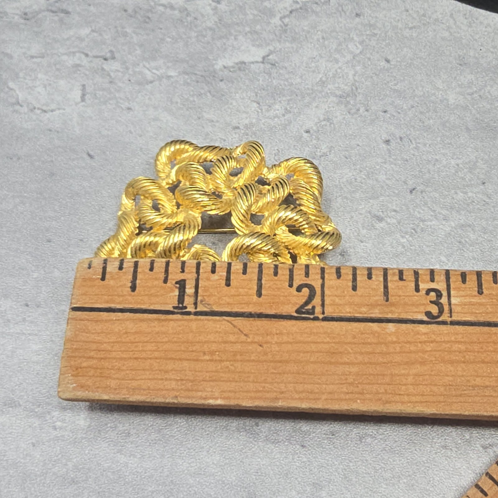 Gay Boyer 1980s Twisted Rope Design Keltic Knot Brooch Yellow Gold Statement