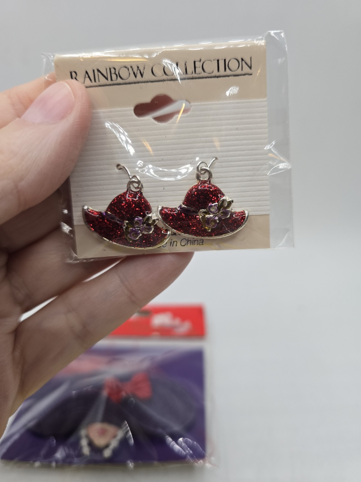 Vintage Red Hat Society “Red Hat Inspirations” Brooch and Earing set, New items