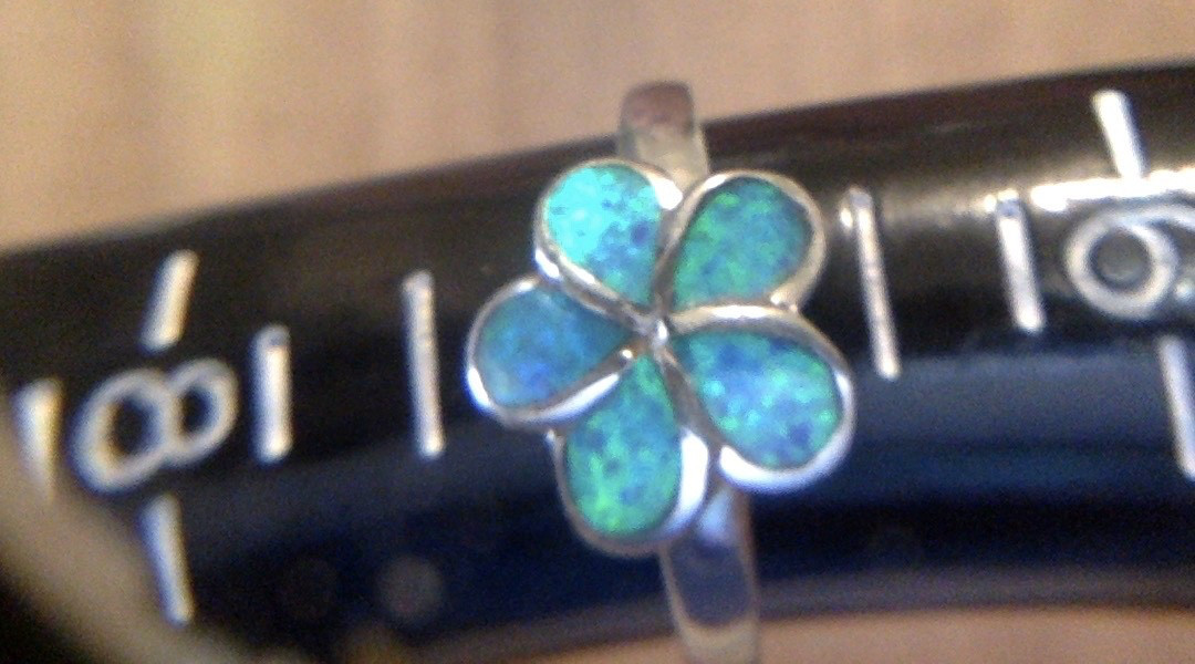 Black Opal Flower Ring Sterling Silver Ladies size 7 : PRETTY !