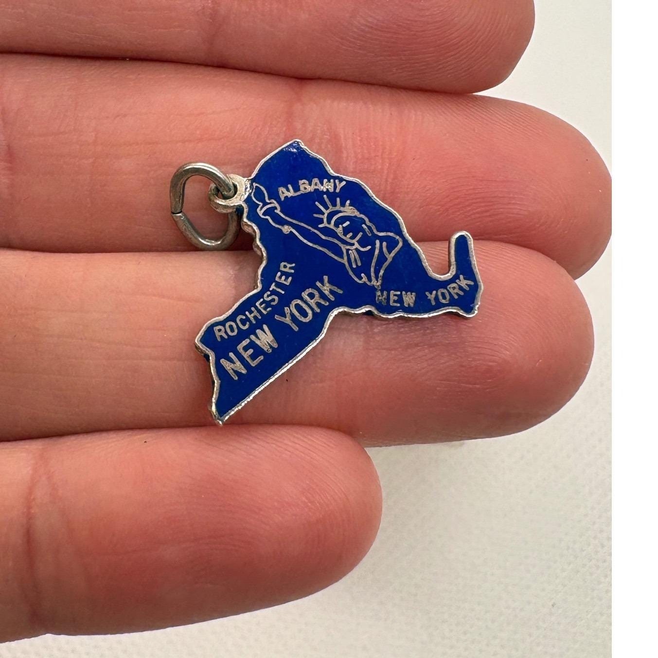 Beau Sterling Silver Vintage New York State Blue Enamel Souvenir Charm 1.52g