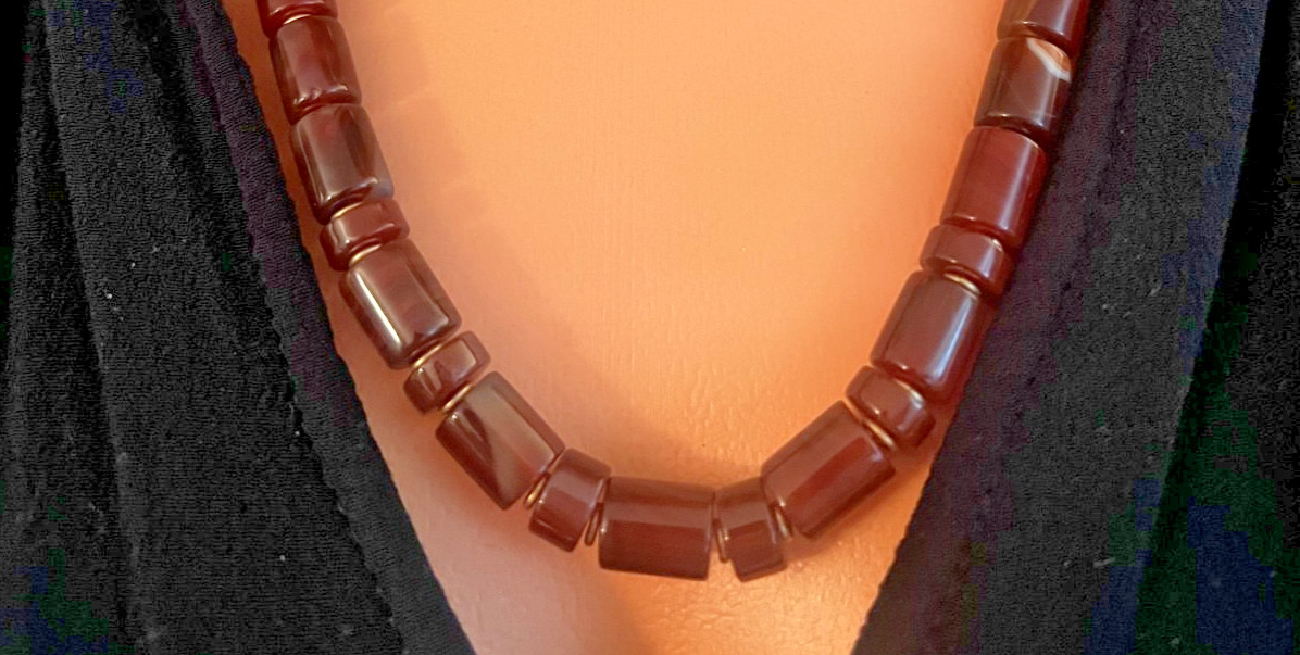 MCM Modernist Minimalist Carnelian Station Necklace with 12K GF – 22″ – 86 grams