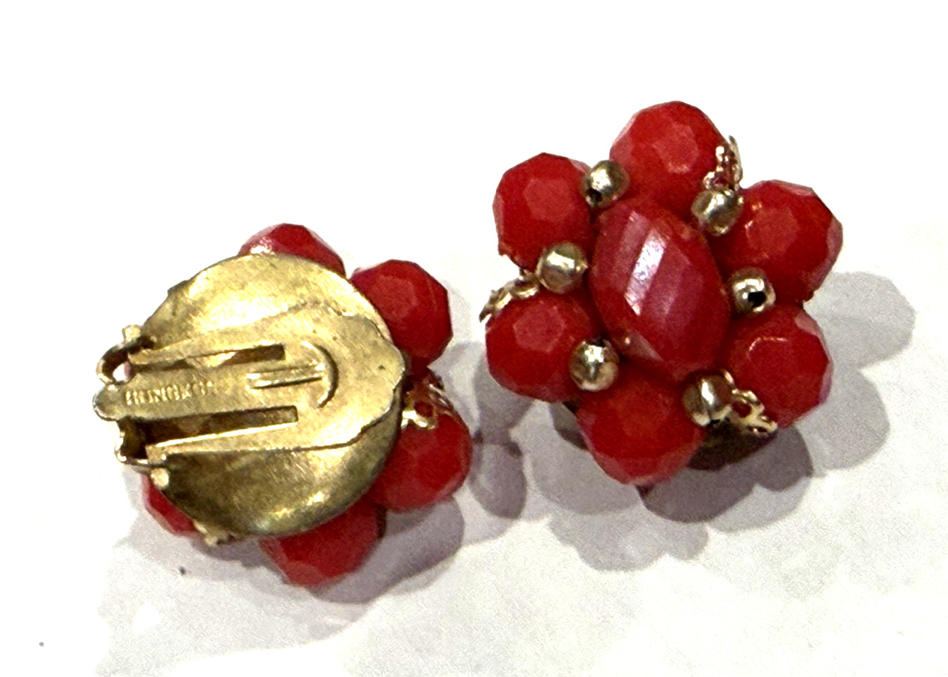 HONG KONG RED LUCITE GOLD BEADS 3 STRAND NECKLACE CLUSTER CLIP EARRINGS SET MCM
