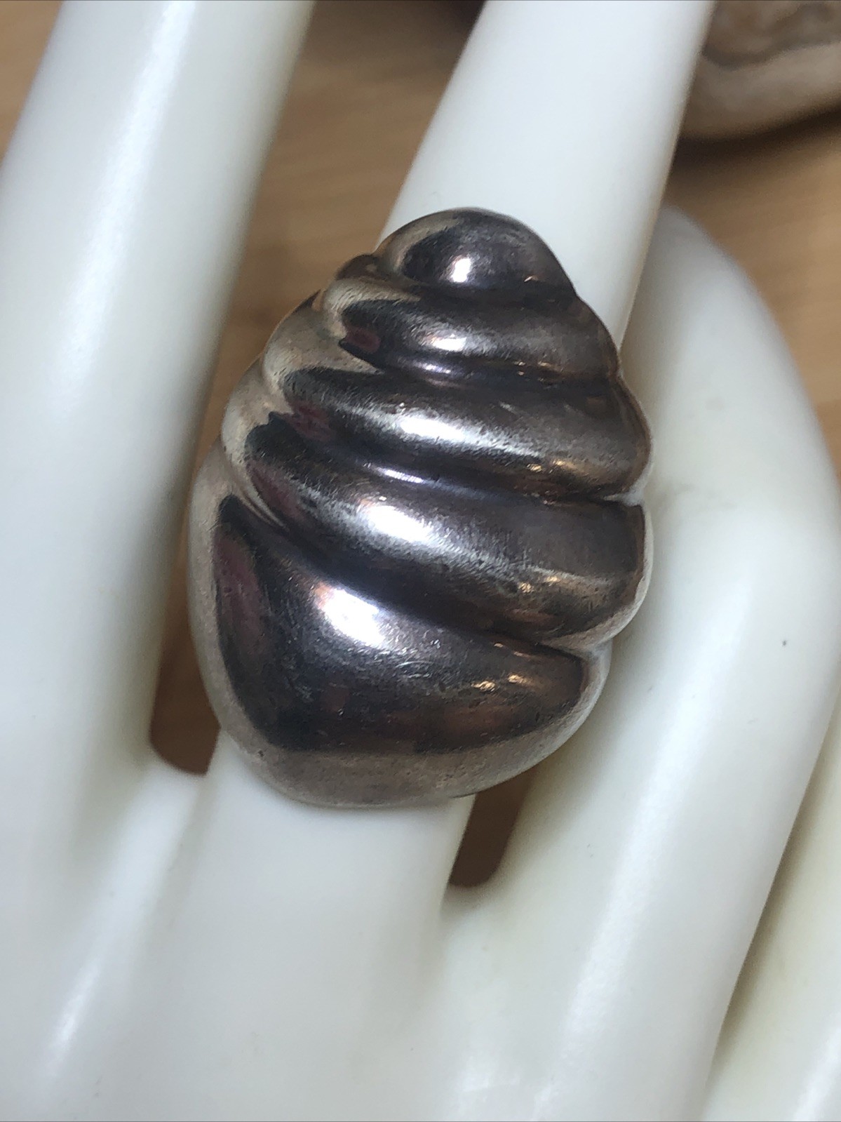 b51. Vintage AVM TAXCO Sterling Silver Rapa Shell Ring Size 6.75, 25.7g.Mex