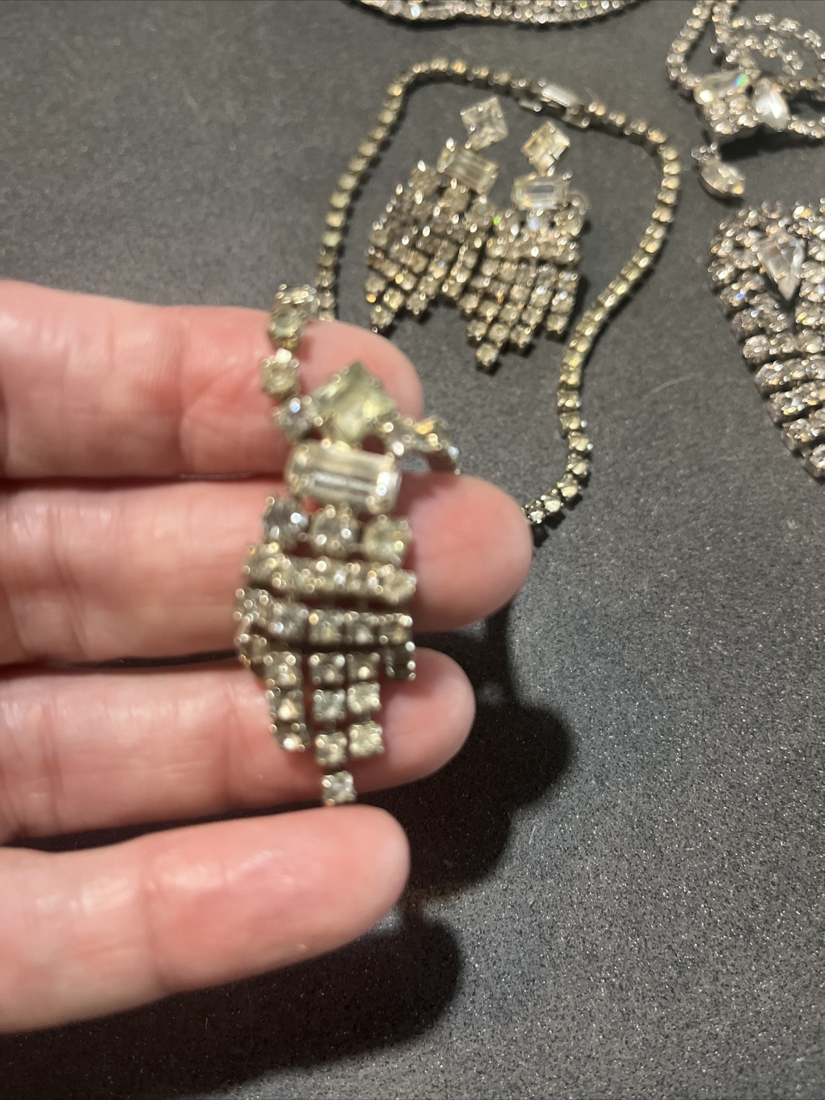 VINTAGE ESTATE LOT 4 CLEAR RHINESTONE NECKLACES 3 PAIR SCREWBACK DANGLE EARRINGS
