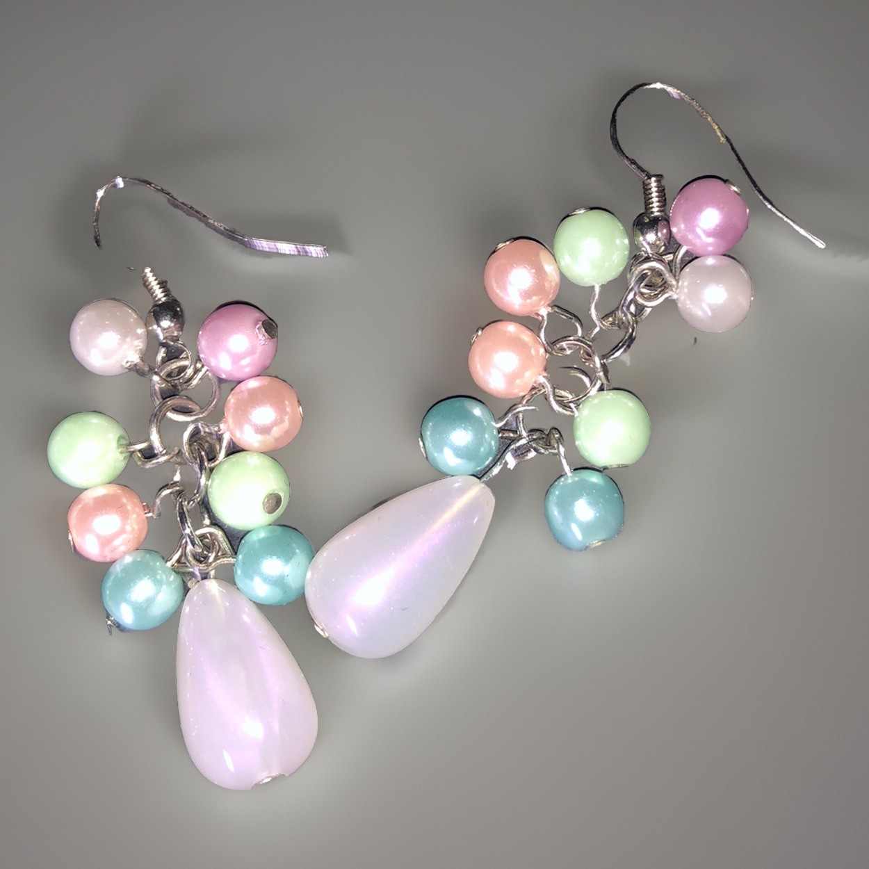Unusual VTG Faux Pearl Pink Blue Pastels Runway Festoon Necklace And Earrings