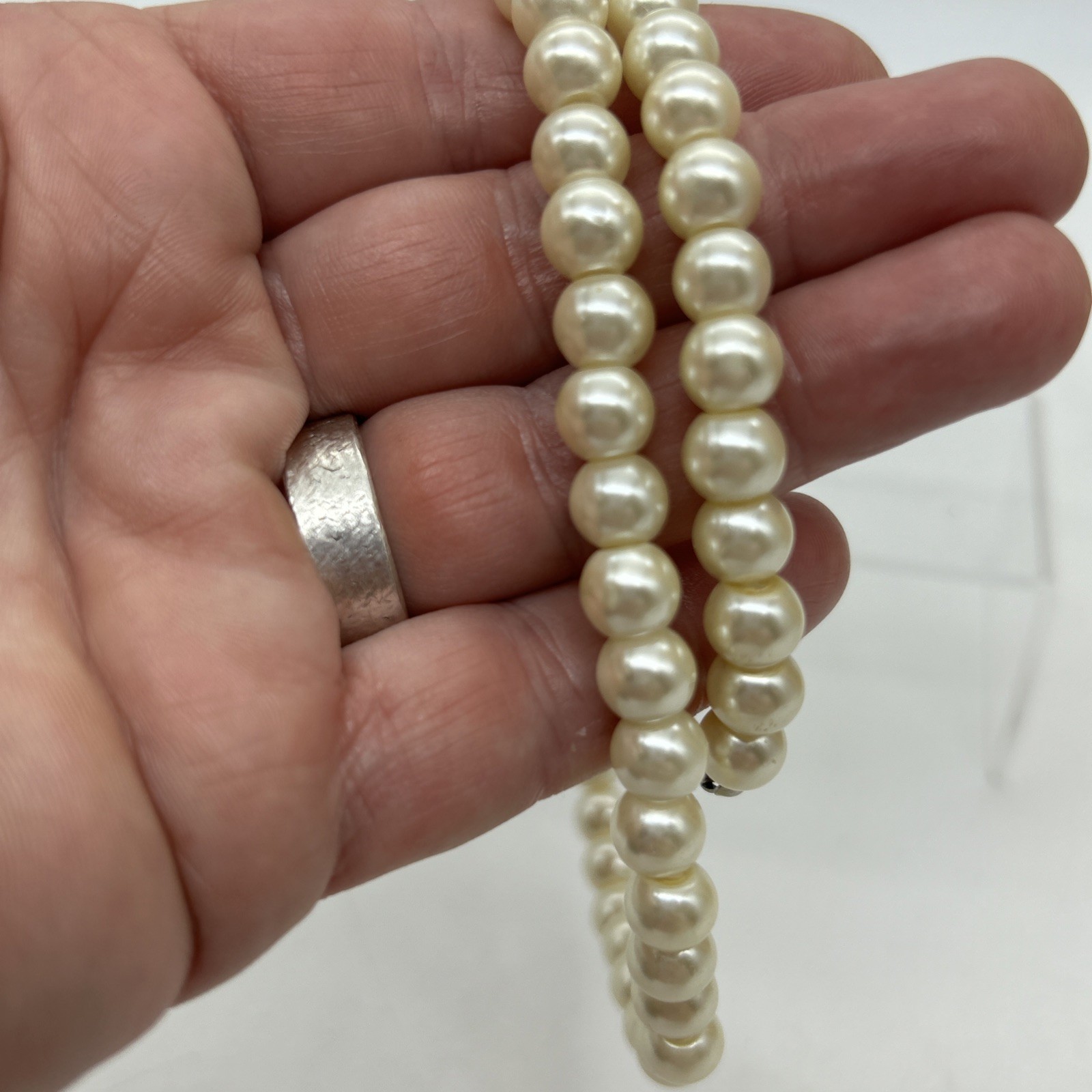 Vintage Cream Faux Pearl Necklace 45cm Heavy