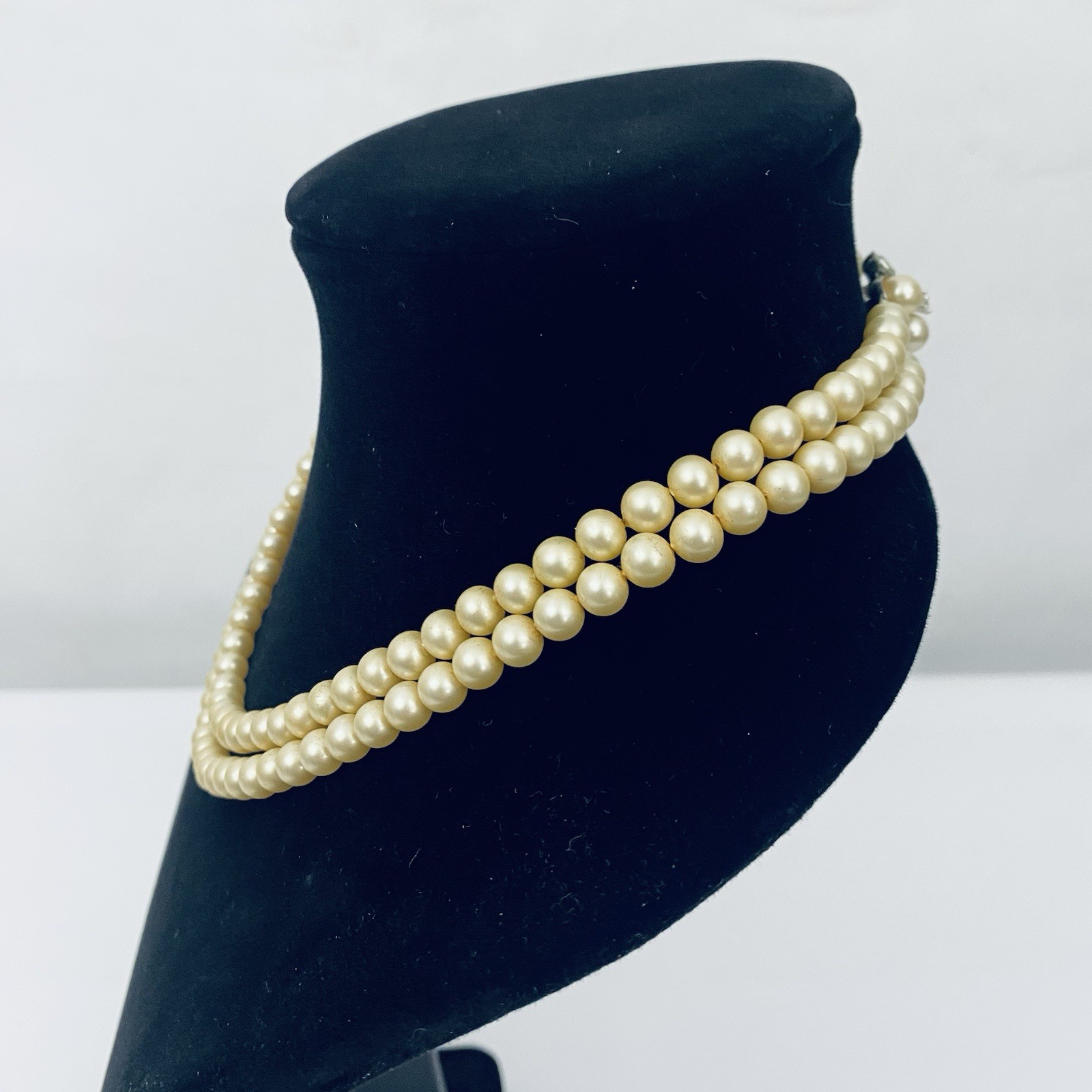 Vintage 18″ Deltah Simulated Pearl Necklace Double Strand 6.5 mm with Case