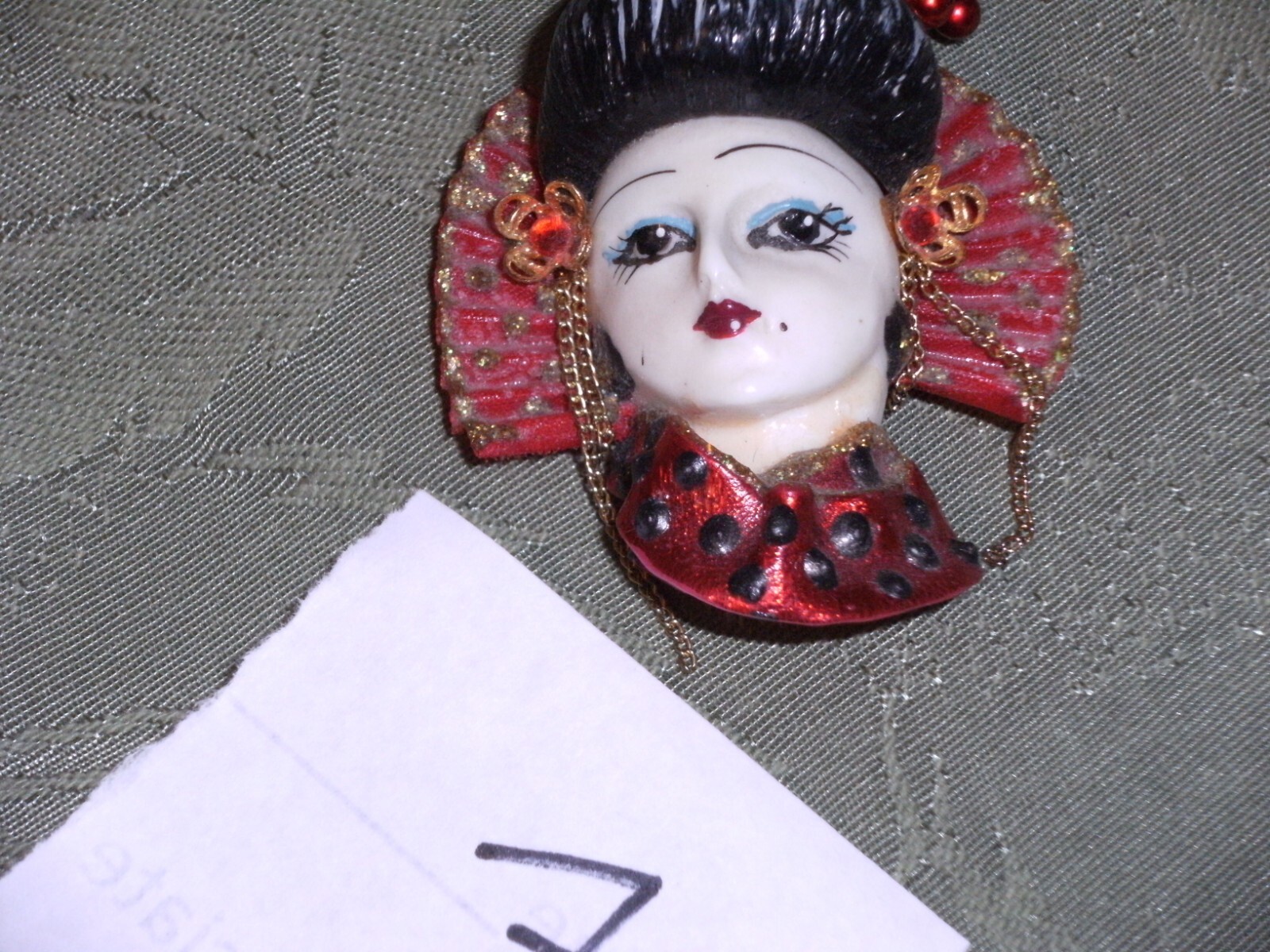 GEISH GIRL BROOCH 2.5X2 INCHES