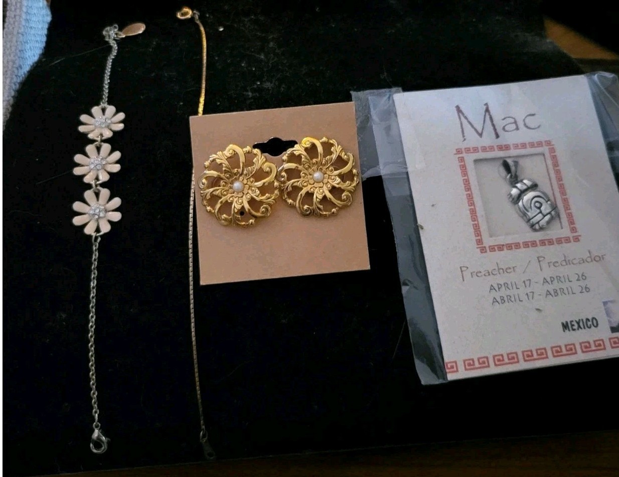 Large Beautiful Jewelry Lot Monet Avon Sterling Graziano And More – 45 Pieces