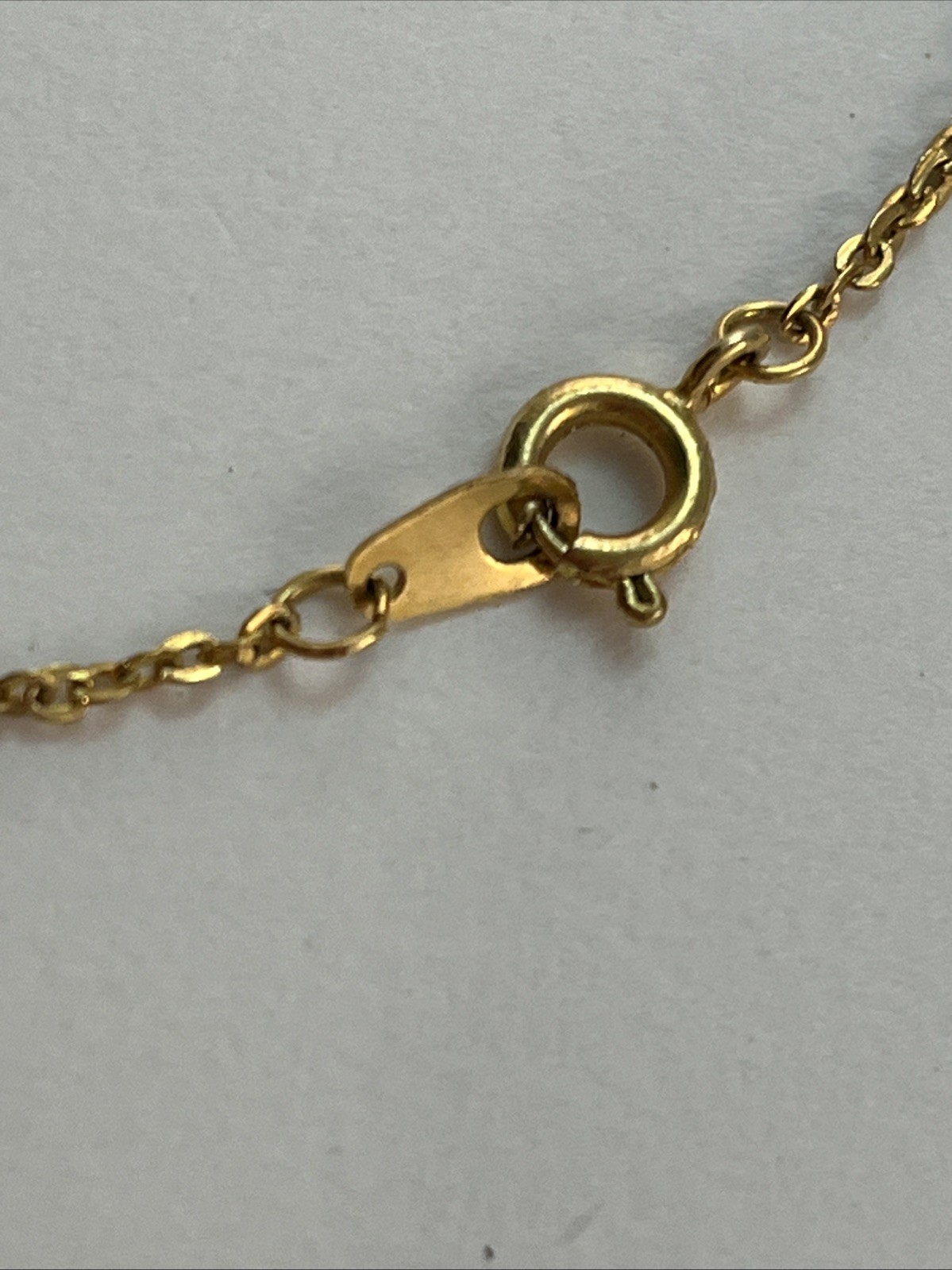 Gold Tone 18″ Chain Necklace Flying Dragons Dark Green Jade Pendant