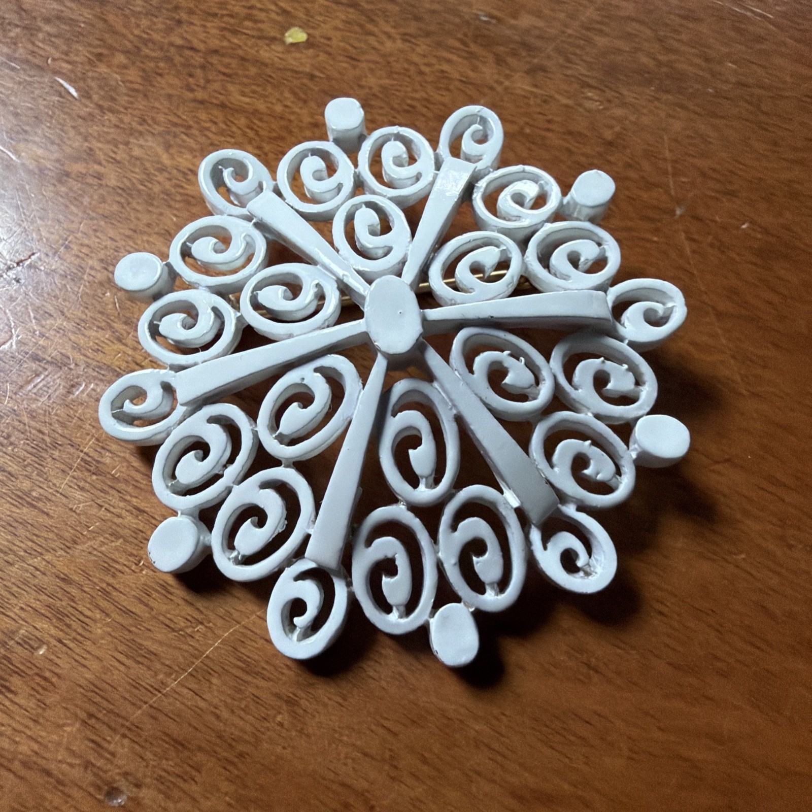Vintage Crown Trifari Scroll Work 2” Brooch White Enamel Finish G/T Pin MINT A1