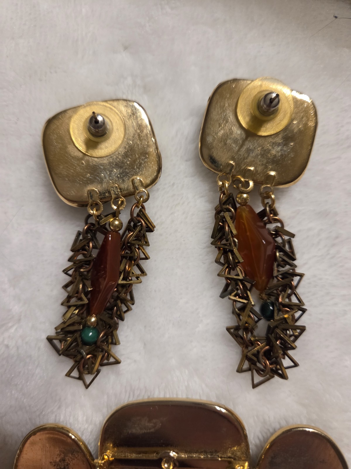 Eurasian Semi-precious Artisan Carnelian Cabochon Brooch & Matching Earrings